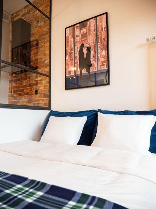 Chic Apartment In Historic Koneser Area 华沙 外观 照片
