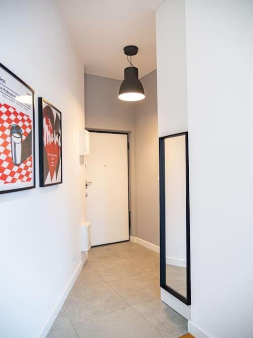 Chic Apartment In Historic Koneser Area 华沙 外观 照片