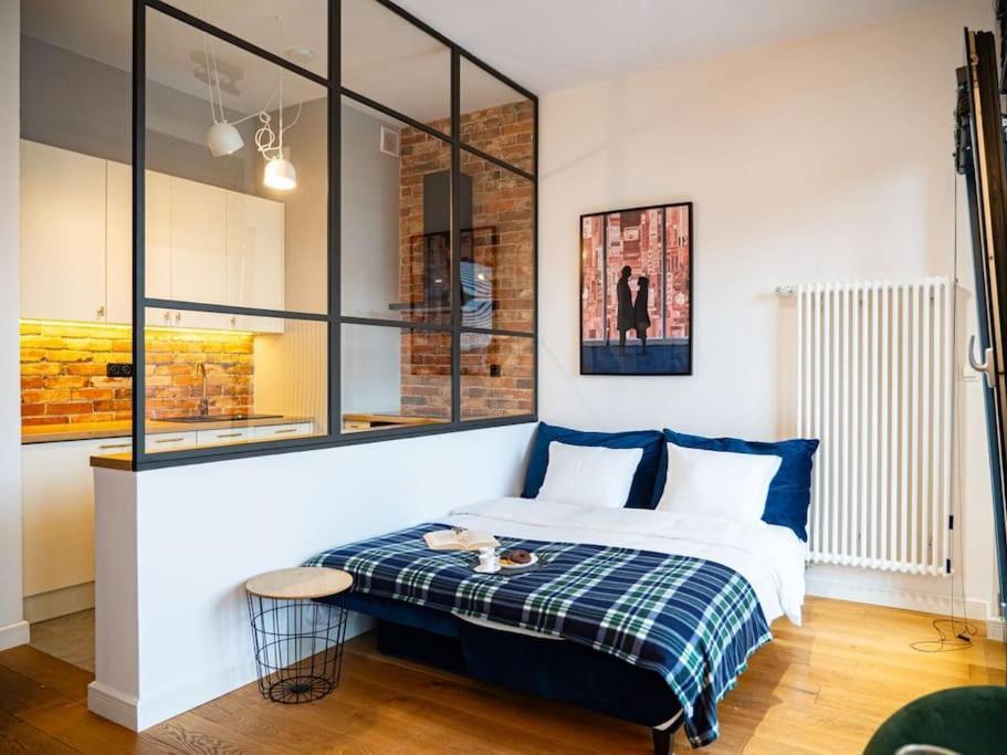 Chic Apartment In Historic Koneser Area 华沙 外观 照片