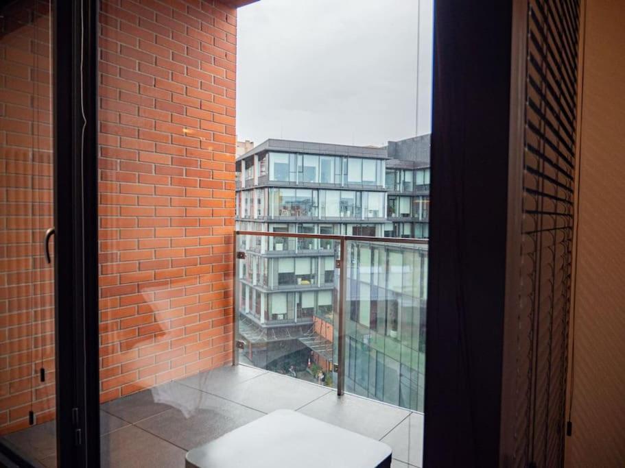 Chic Apartment In Historic Koneser Area 华沙 外观 照片