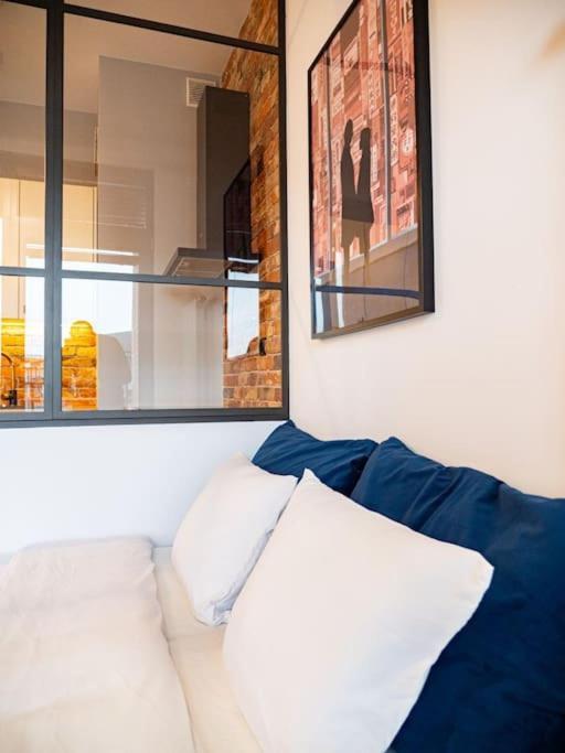 Chic Apartment In Historic Koneser Area 华沙 外观 照片