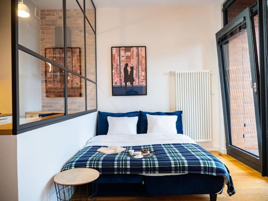 Chic Apartment In Historic Koneser Area 华沙 外观 照片