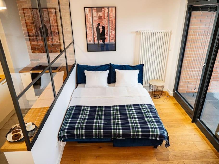 Chic Apartment In Historic Koneser Area 华沙 外观 照片
